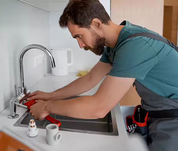 Professional Faucet Replacement Specialist in Coronado, CA: Schedule Affordable Faucet Replacement Services with Us