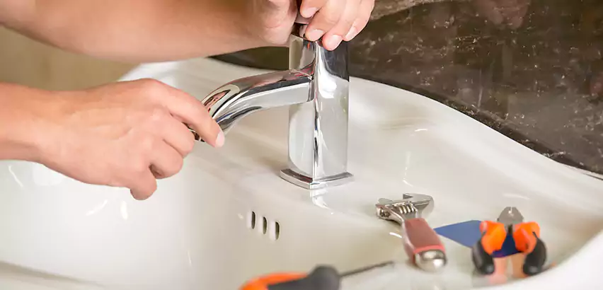 Bathtub Faucet Replacement in Coronado